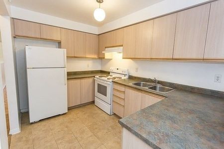 For Lease - 120 Railroad Street Unit# 9, Brampton, Ontario - Photo 5