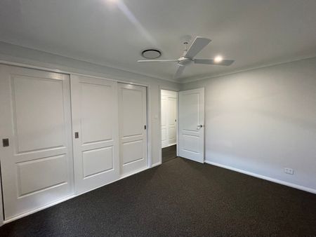 Stunning 2 bedroom home in Lampada Estate - Photo 5