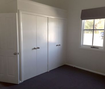 Conveniently Located In Morisset - Photo 4