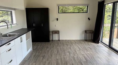 Modern Studio Living in Beautiful Warkworth - Photo 3