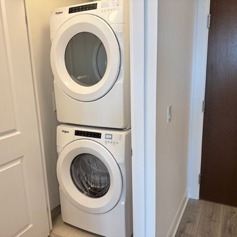 For Lease - 3240 William Coltson Avenue Unit# 619, Oakville, Ontario - Photo 1