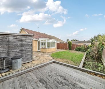 2 bedroom bungalow to rent - Photo 1