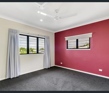 Unique Designed Home - Photo 5