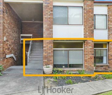 Convenient and Low Maintenance Living - Photo 3