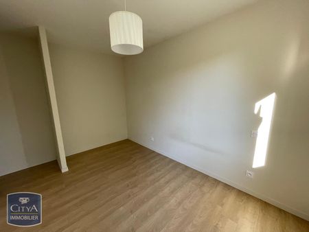 Location Maison 4 pièces 87m² ANGOULEME 16000 - Photo 4