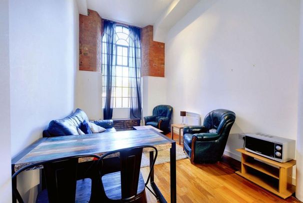 1 bedroom flat to rent - Photo 1