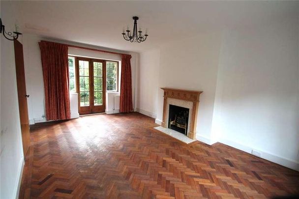 Edmunds Walk, London, N2 - Photo 1