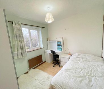 3 bedroom semi-detached house to rent - Photo 5