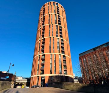Candle House, Granary Wharf - Photo 1