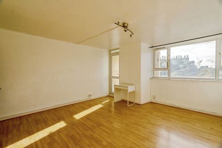 3 Bed Maisonette, Morland Estate, E8 - Photo 3