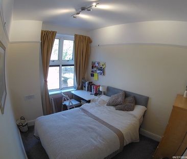 Room in a Shared House, Leighton Road, M16 - Photo 5