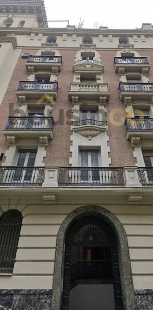 Flat for rent in Madrid (Distrito Salamanca) - Photo 1