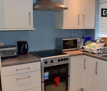 Room to rent in 4-bedroom houseshare in Whitehall, Dublin - Photo 6