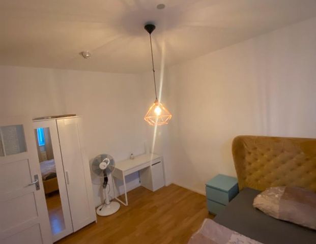 Wg Zimmer Mitbewohnerin gesucht in Prenzlauerberg - Photo 1