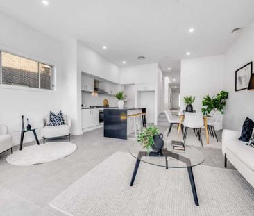 93B Thomas Boulton Circuit Kellyville - Photo 1