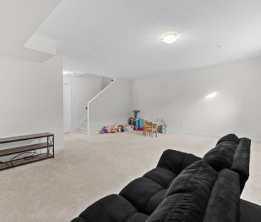 For Lease - 43 Finglas Court, Barrhaven, Ontario - Photo 1