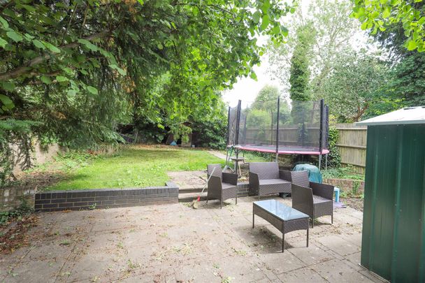 Harefield Road, Uxbridge, UB8 - Photo 1