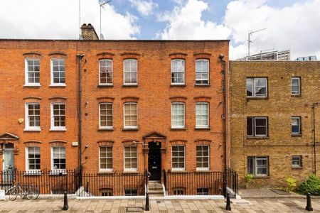 Stunning one bedroom flat set in a period conversion in the heart of Angel - Photo 4