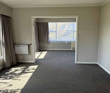 Two Bedroom Home with Oliver Park on the Doorstep - Photo 1