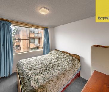 NEWLY LISTED - NEWLY UPDATED FURNISHED TWO BEDROOM APARTMENT IN CBD... - Photo 3