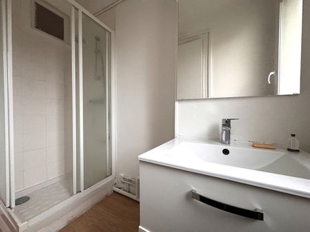 Location Appartement 2 pièces 37m² - Photo 4