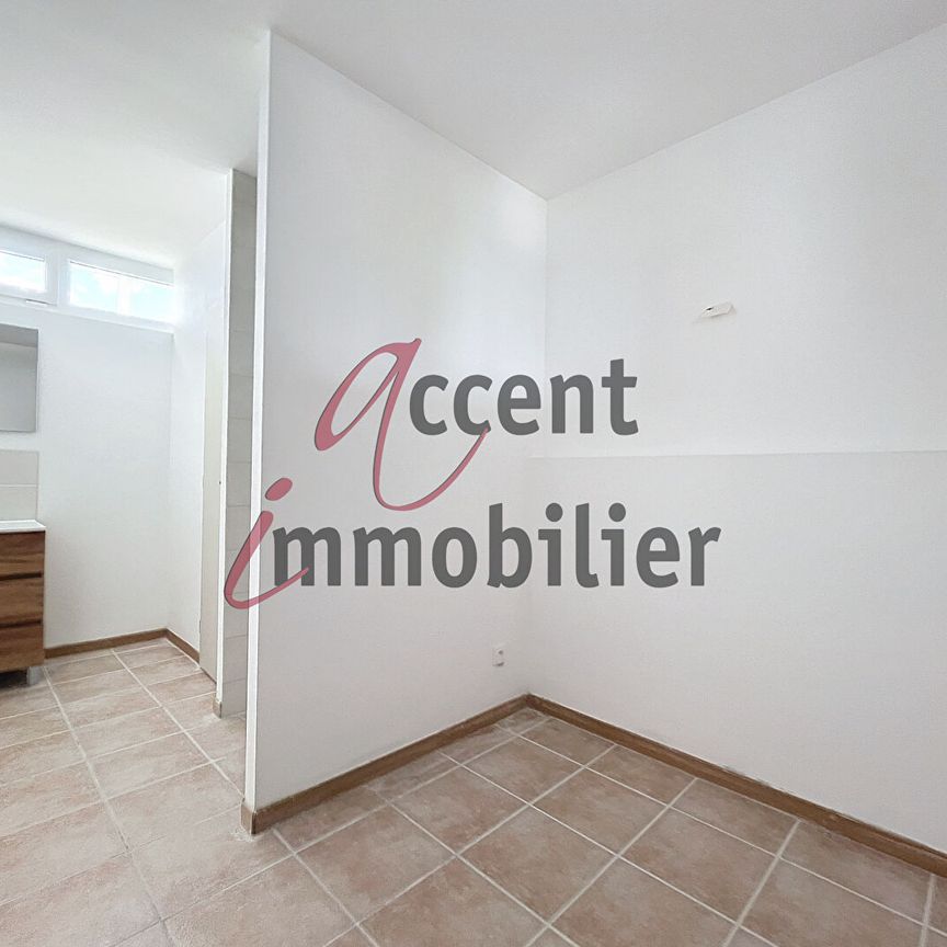 Accent Immobilier Saint-Andiol : Appartement T2 neuf, - Photo 1