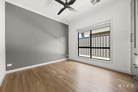 32 Grace Perry Street, Wright ACT 2611 - House For Rent | Domain - Photo 5