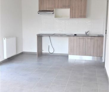 Location Maison 3 pièces 63m² FARGUES ST HILAIRE 33370 - Photo 1