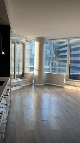 For Lease - 45 Charles Street Unit# 709, Toronto, Ontario - Photo 4
