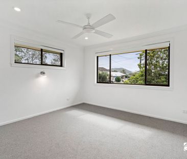 Freshly Updated Family Home with Pool, Multiple Living Areas & Vall... - Photo 4