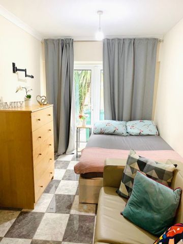 Room in a Shared House, Harrow Road, HA9 - Photo 5