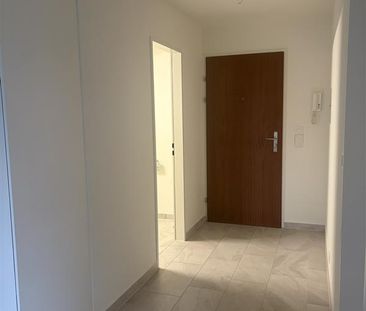 Grosszügige 3-Zimmerwohnung mit Aussicht über Reinach - Photo 5
