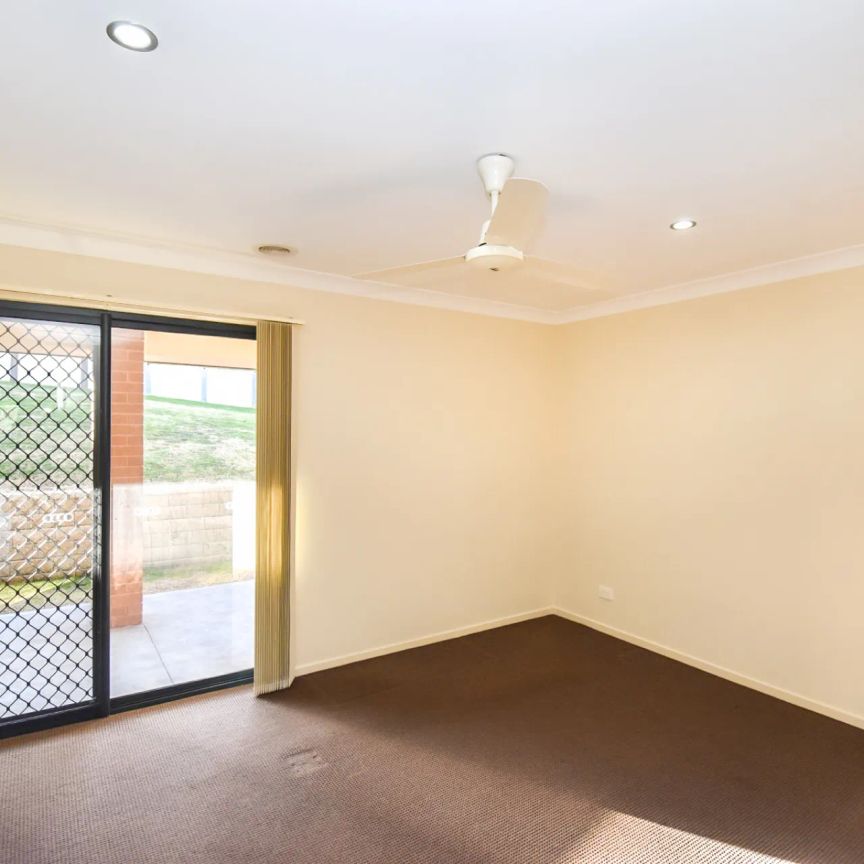 Spacious Family Home - Photo 1