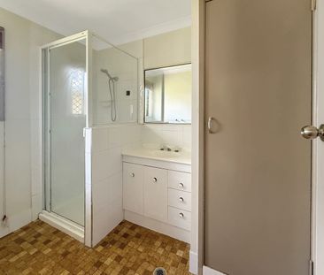 1/9 Hume Street, Norman Gardens, Qld 4701 - Photo 5