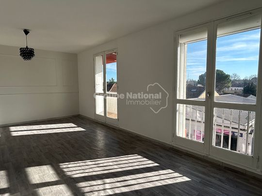 APPARTEMENT RESIDENCE DEUX CHAMBRES AVEC PARKING PRIVE PROCHE CENTRE VILLE, - Photo 1