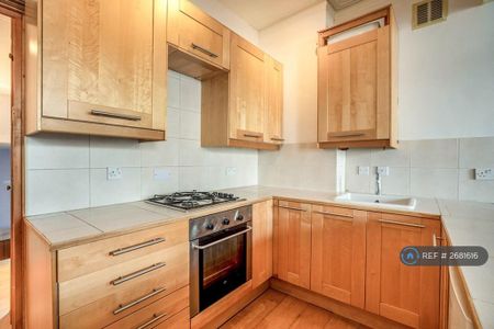 1 bedroom flat to rent - Photo 4