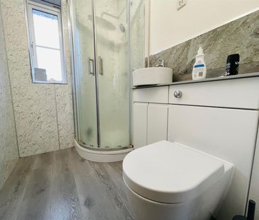 1 Bed Apartment - Photo 5