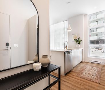 1230 Av De La Croisée, Terrebonne, QC - Photo 2
