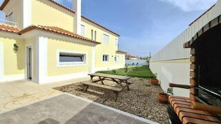 House 4 bedrooms Isolated Ericeira Mafra for rent - underfloor heating, barbecue, air conditioning, garden, terrace, fireplace, swimming pool, equipped kitchen, balcony - Photo 3