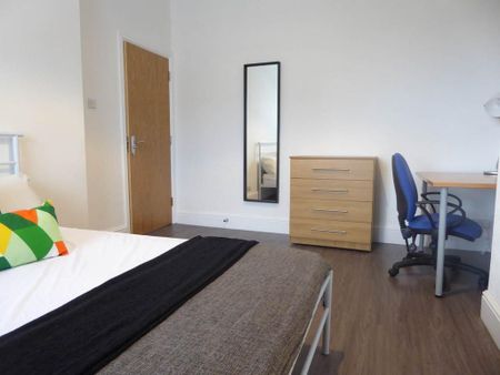4 bedroom house to rent - Photo 2