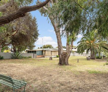 HOME OPEN VIEWING WEDNESDAY 4th MARCH at 4.30pm !! SEE YOU THERE. - Photo 1