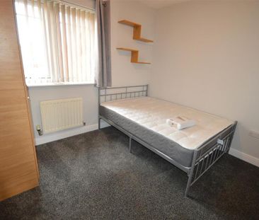 4 bedroom house to rent - Photo 2