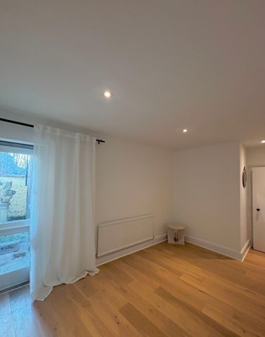 Stunning duplex garden apartment, London W10 - Photo 3