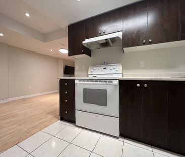 For Lease - 3866 Freeman Terrace Unit# Basement, Mississauga, Ontario - Photo 4