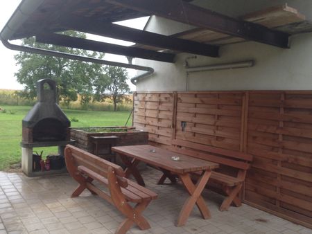 2 Zimmer Wohnung , +19 m² Kellerabteil im EG ,+Gemeinschaftsgarten von 1.270m² - Foto 3