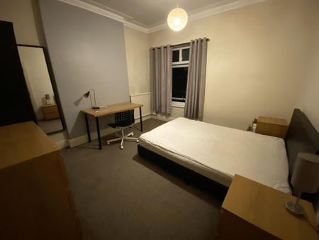 4 bedroom house share to rent - Photo 5