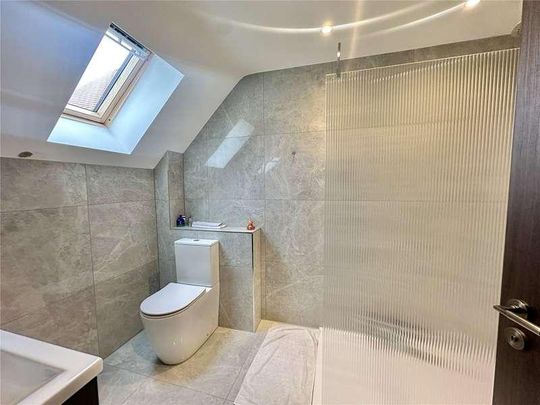 Watling Street, Radlett, Hertfordshire, WD7 - Photo 1