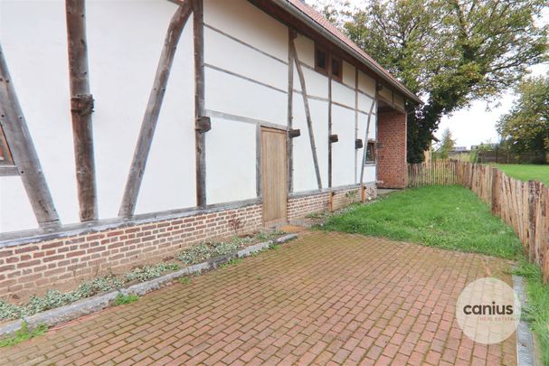 UNIEKE HUURWONING MET 2 SLKS + PRIVATIEVE BUITENRUIMTE - Photo 1