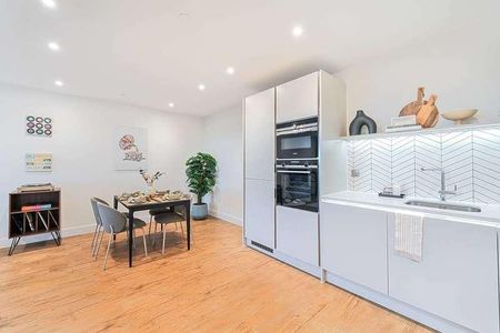 Uncle Colindale, Colindale, NW9 - Photo 3