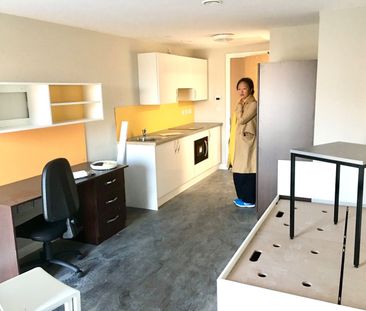 Studio Flat, One Islington Plaza, L3 - Photo 6